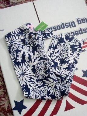Bright Navy Low Rise Cropped Coral Reef Cotton Pants Size 0 NWT